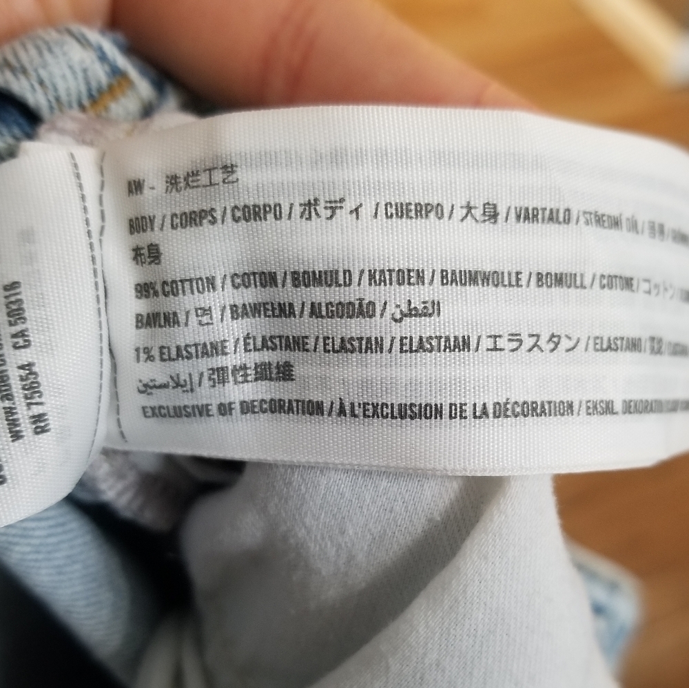 Abercrombie And Fitch Curve Love The Dad High Rise Light Blue Jeans SIZE 29/8R - Picture 2 of 16